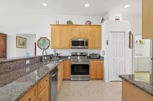 386 SW Donna Terrace, Port Saint Lucie, FL 34984 - Photo 4