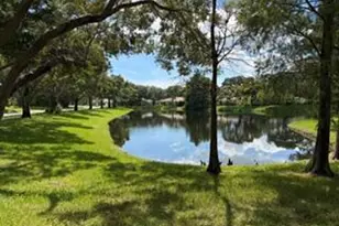 8701 Chapman Oak Ct, Palm Beach Gardens, FL 33410 - Photo 30