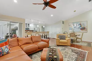 8701 Chapman Oak Ct, Palm Beach Gardens, FL 33410 - Photo 12