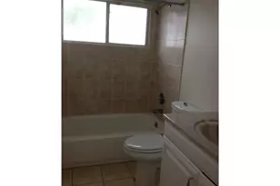 1307 E Glen Oak Rd, North Lauderdale, FL 33068 - Photo 4