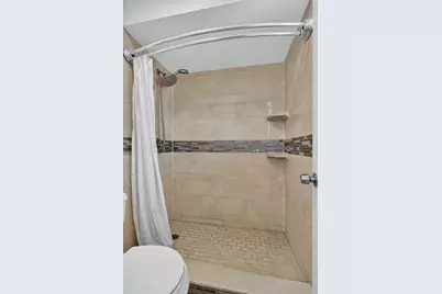 2523 Doral Way, Riviera Beach, FL 33407 - Photo 12