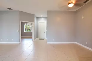 615 NE Canoe Park Cir, Port Saint Lucie, FL 34983 - Photo 6