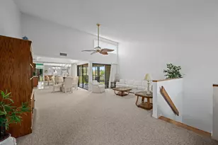 17110 E Waterbend Dr, Jupiter, FL 33477 - Photo 4