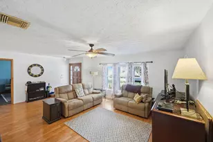 1632 SW Sylvester Ln, Port Saint Lucie, FL 34984 - Photo 4