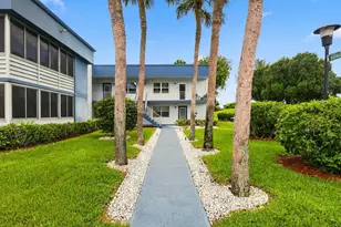 74 Normandy B, Delray Beach, FL 33484 - Photo 22