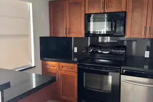 340 NW 19th St, Boca Raton, FL 33432 - Photo 1