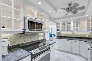 5420 N Ocean Dr, Singer Island, FL 33404 - Photo 4