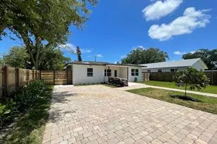 1564 SW 28th Terrace, Fort Lauderdale, FL 33312 - Photo 1