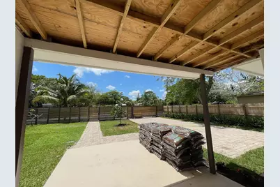 1564 SW 28th Terrace, Fort Lauderdale, FL 33312 - Photo 6