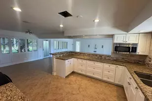 330 SE 10th St, Pompano Beach, FL 33060 - Photo 18
