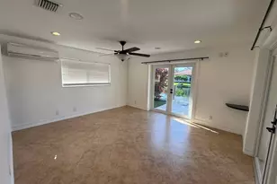 330 SE 10th St, Pompano Beach, FL 33060 - Photo 36