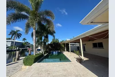330 SE 10th Street, Pompano Beach, FL 33060 - Photo 6