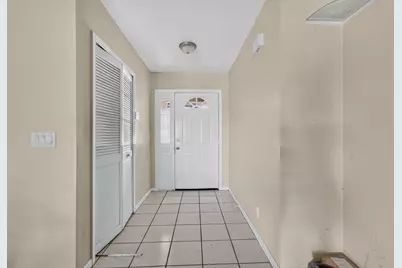 7625 Canal Drive, Lake Worth, FL 33467 - Photo 10