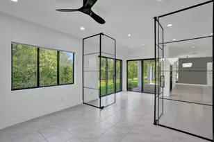 13025 Addilyn Ct, Davie, FL 33325 - Photo 10