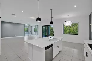 13025 Addilyn Ct, Davie, FL 33325 - Photo 18