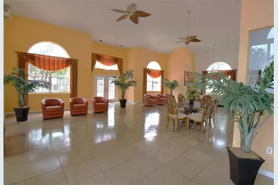9477 Palm Circle N, Pembroke Pines, FL 33025 - Photo 20