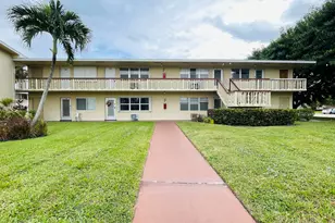 138 Salisbury F, West Palm Beach, FL 33417 - Photo 1