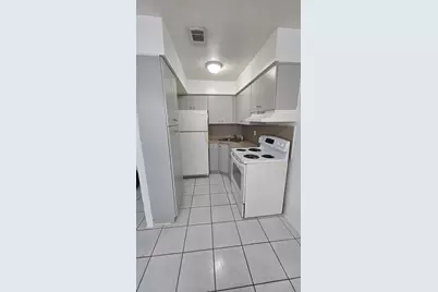 2501 Pierce Street #15, Hollywood, FL 33020 - Photo 4