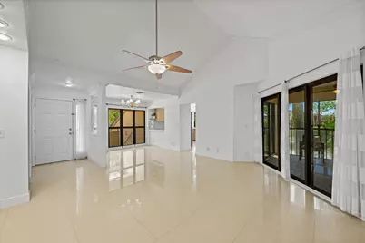 116 Waterview Drive #1160, Palm Beach Gardens, FL 33418 - Photo 2