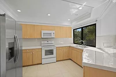 116 Waterview Drive #1160, Palm Beach Gardens, FL 33418 - Photo 6