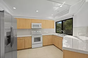 116 Waterview Dr, Palm Beach Gardens, FL 33418 - Photo 6