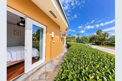 5105 White Oak Lane, Tamarac, FL 33319 - Photo 1