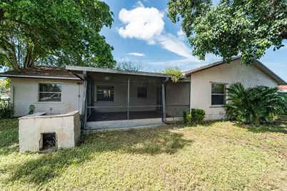 4718 Blue Pine Circle, Greenacres, FL 33463 - Photo 4