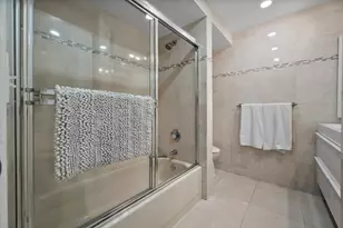 418 Brackenwood Ln S, Palm Beach Gardens, FL 33418 - Photo 26