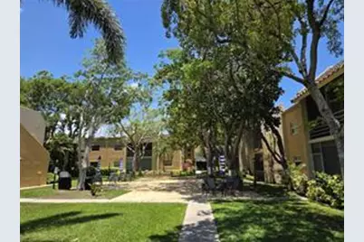959 SE 2nd Avenue #210, Deerfield Beach, FL 33441 - Photo 18