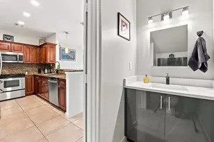 1795 NE 4th Ave, Fort Lauderdale, FL 33305 - Photo 8