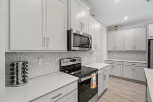 14270 SW Solange St, Port Saint Lucie, FL 34987 - Photo 8
