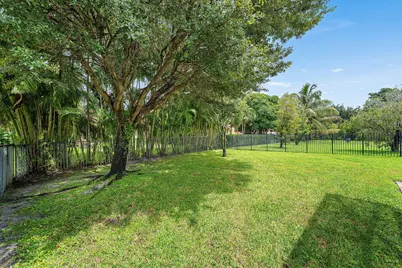 310 Venice Boulevard #310, Royal Palm Beach, FL 33411 - Photo 34
