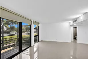 20400 W Country Club Dr, Aventura, FL 33180 - Photo 12
