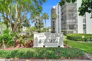 20400 W Country Club Dr, Aventura, FL 33180 - Photo 44