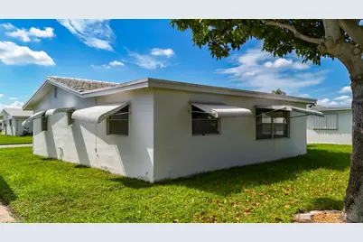 813 SW 5th Court, Boynton Beach, FL 33426 - Photo 44