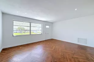 813 SW 5th Ct, Boynton Beach, FL 33426 - Photo 16