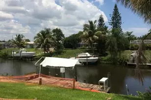 639 SE Harborview Dr, Port Saint Lucie, FL 34983 - Photo 1