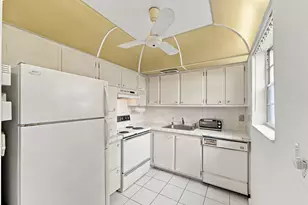 116 Lyndhurst F, Deerfield Beach, FL 33442 - Photo 10