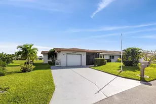 13654 Whippet Way W, Delray Beach, FL 33484 - Photo 2