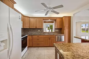 13654 Whippet Way W, Delray Beach, FL 33484 - Photo 10
