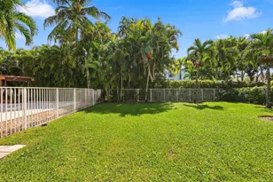 6346 Stonehurst Cir, Lake Worth, FL 33467 - Photo 32