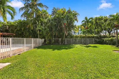 6346 Stonehurst Circle, Lake Worth, FL 33467 - Photo 32