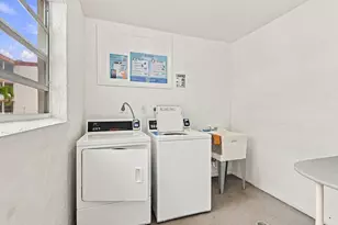 4000 NW 44th Ave, Lauderdale Lakes, FL 33319 - Photo 24