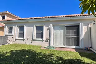 6129 Adriatic Way, West Palm Beach, FL 33413 - Photo 24