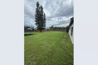 282 SW Bridgeport Drive, Port Saint Lucie, FL 34953 - Photo 16