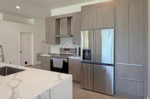 7649 Eagle Point Dr, Delray Beach, FL 33446 - Photo 8