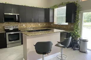 9514 Lago Dr, Boynton Beach, FL 33472 - Photo 4