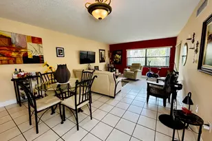 540 W Park Dr, Miami, FL 33172 - Photo 16