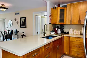 540 W Park Dr, Miami, FL 33172 - Photo 14