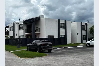 540 W Park Drive #101-1, Miami, FL 33172 - Photo 1